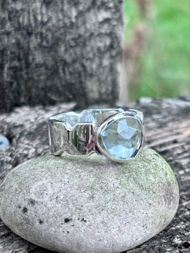 Rose Cut Aquamarine Sterling Silver Ring | Sculpted Band | Size 7¾